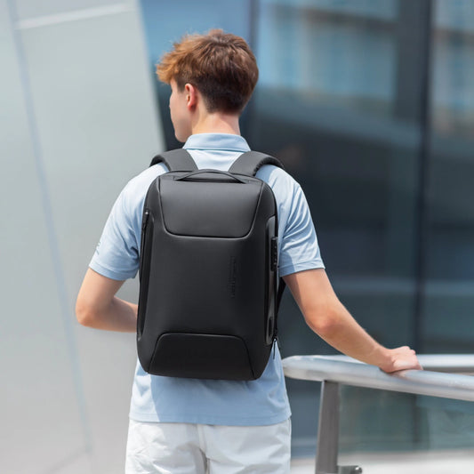 Mark Ryden Graphite laptop hátizsák fekete színben